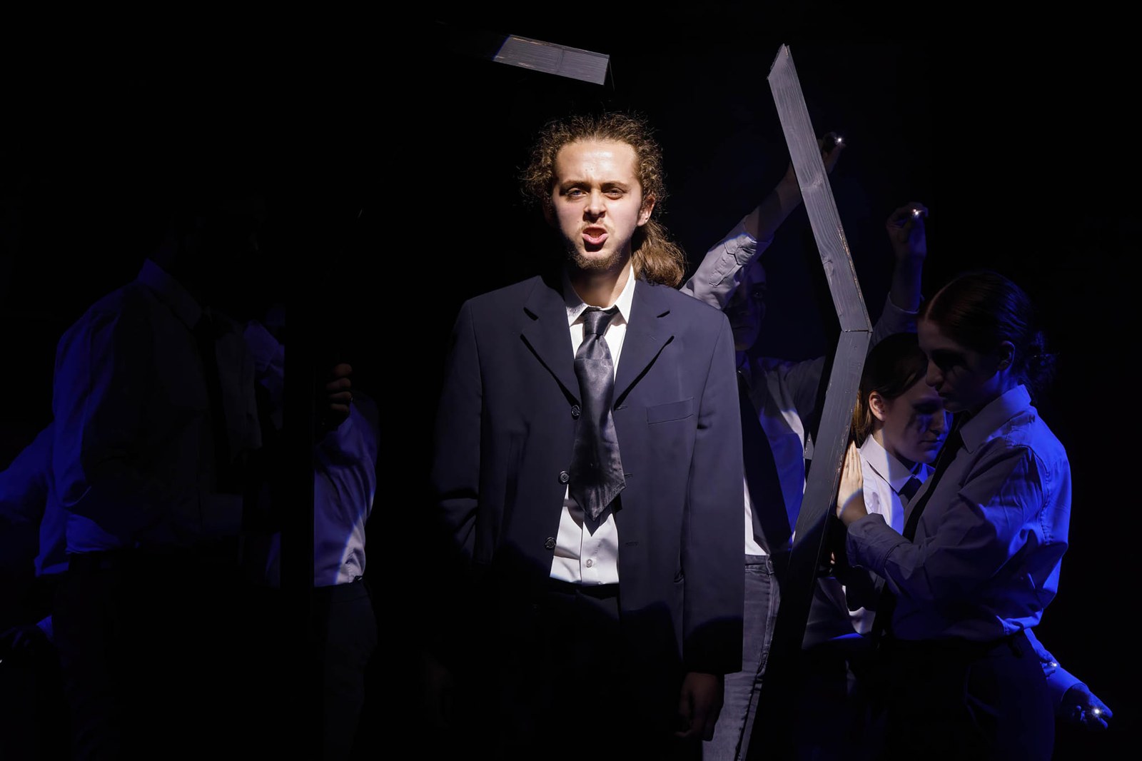 How to Disappear Completely and Never Be Found production photograph from Richard’s original portfolio